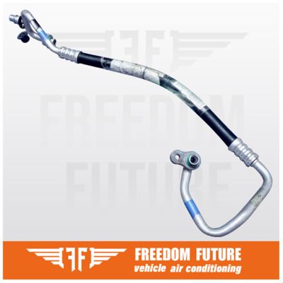 Bon prix 97762-C1600 Pipe de décharge de courant alternatif pour voiture Hyundai Sonata 2.0 2.4L Adapte 15-19 OEM en ligne